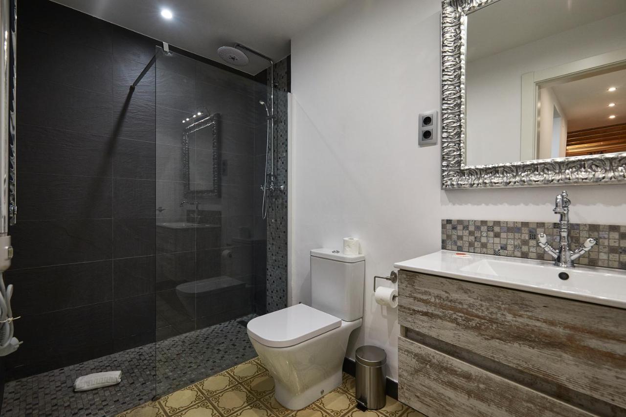 Bbarcelona Duplex Poble Sec Apartment ภายนอก รูปภาพ